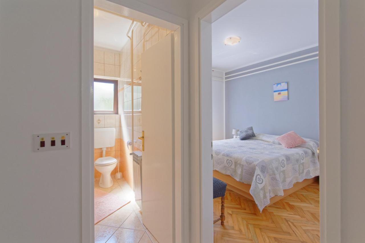 Apartments Marta By Rent Istria Novigrad  Exterior photo