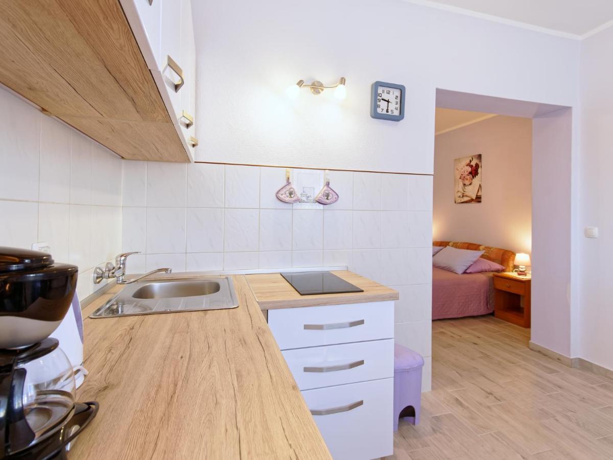 Apartments Marta By Rent Istria Novigrad  Exterior photo