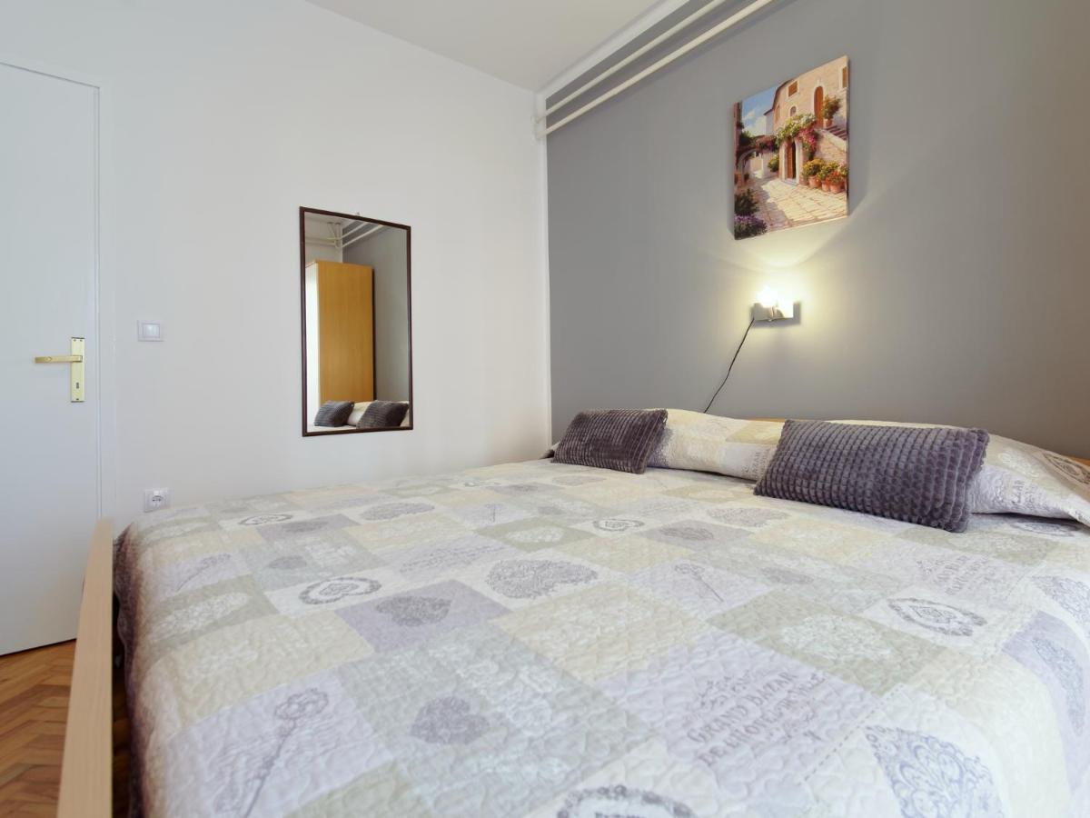 Apartments Marta By Rent Istria Novigrad  Exterior photo
