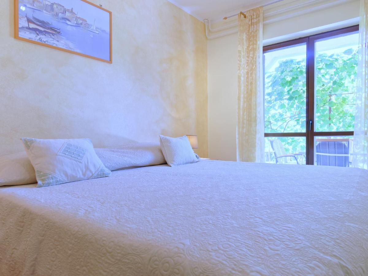 Apartments Marta By Rent Istria Novigrad  Exterior photo