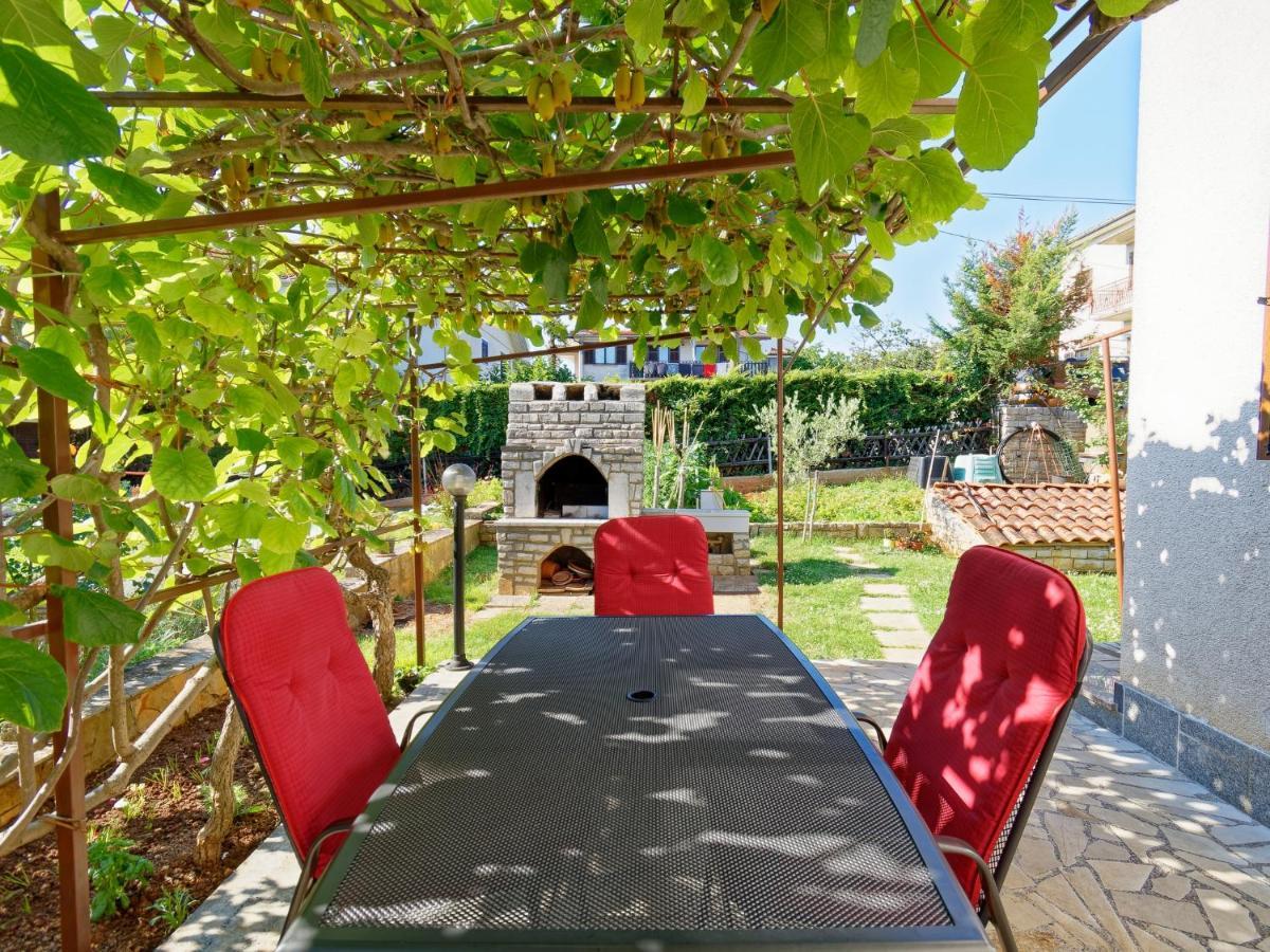 Apartments Marta By Rent Istria Novigrad  Exterior photo