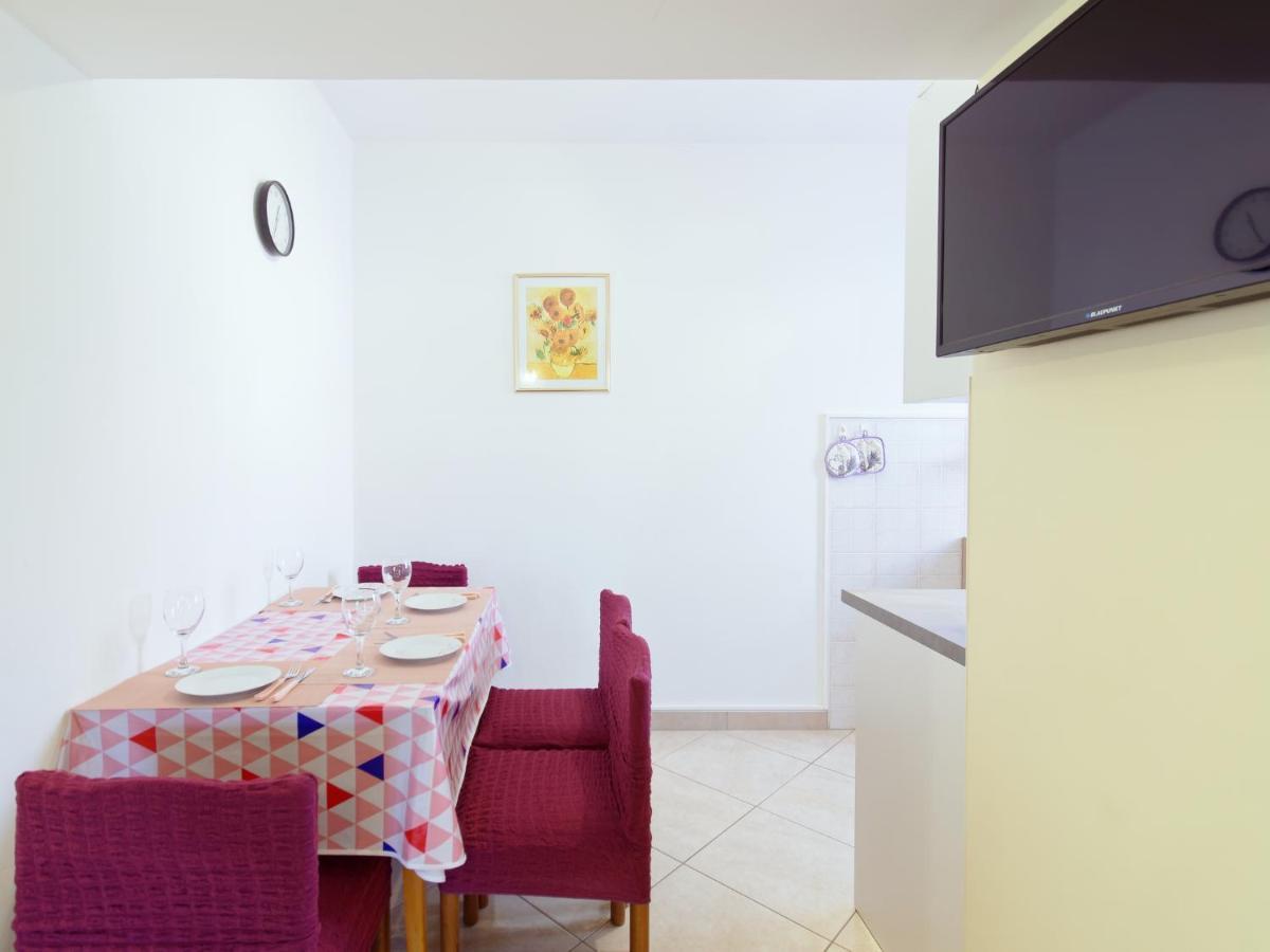 Apartments Marta By Rent Istria Novigrad  Exterior photo