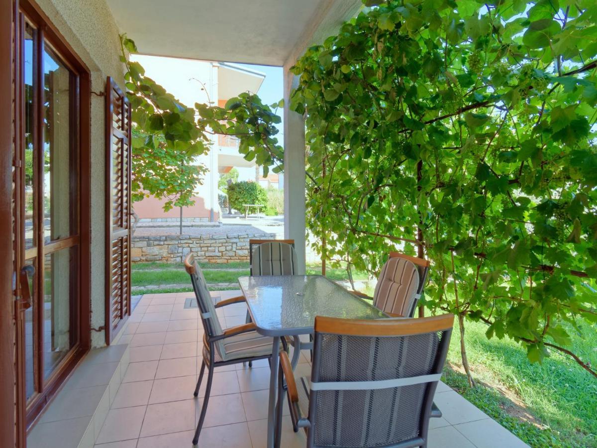Apartments Marta By Rent Istria Novigrad  Exterior photo