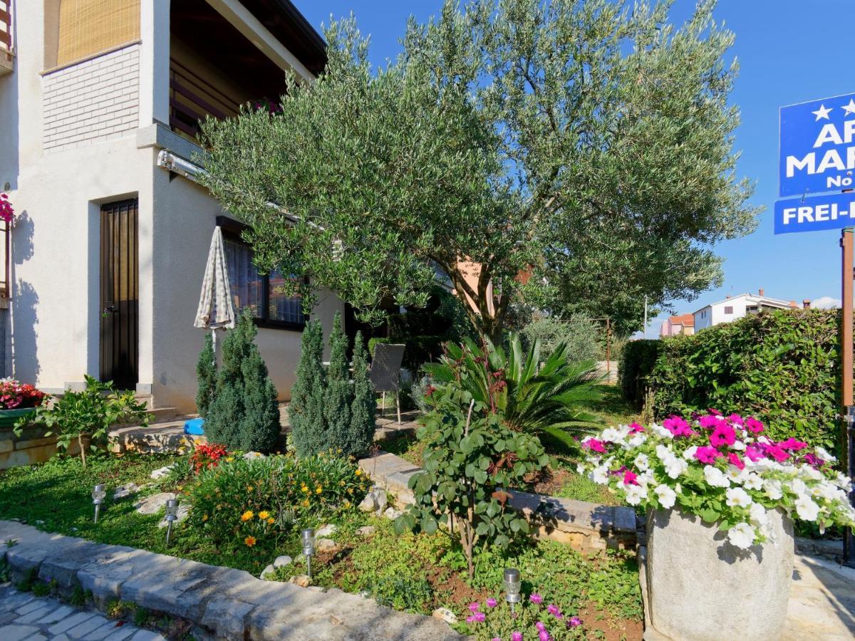 Apartments Marta By Rent Istria Novigrad  Exterior photo
